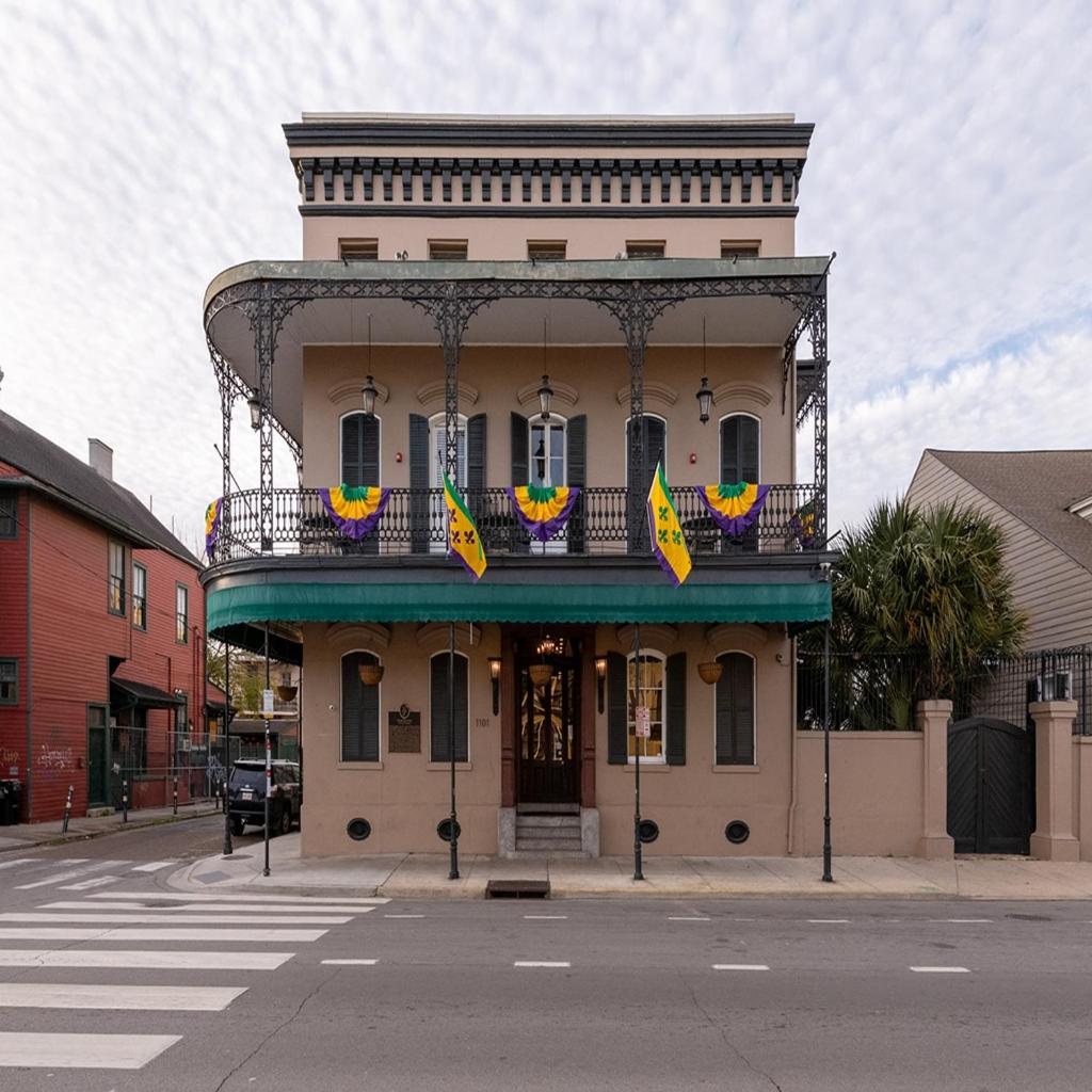 French Quarter 3*
